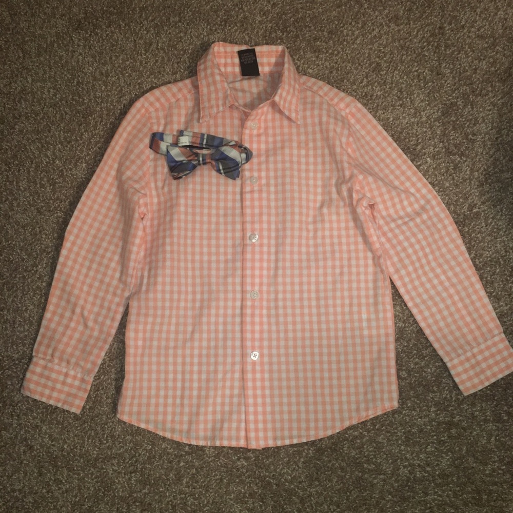 Coral Dockers Checkered Button-Up Shirt & Bow-Tie